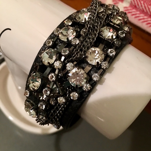 Yik Fung Leather Rhinestone Cuff 😻 - Picture 1 of 8